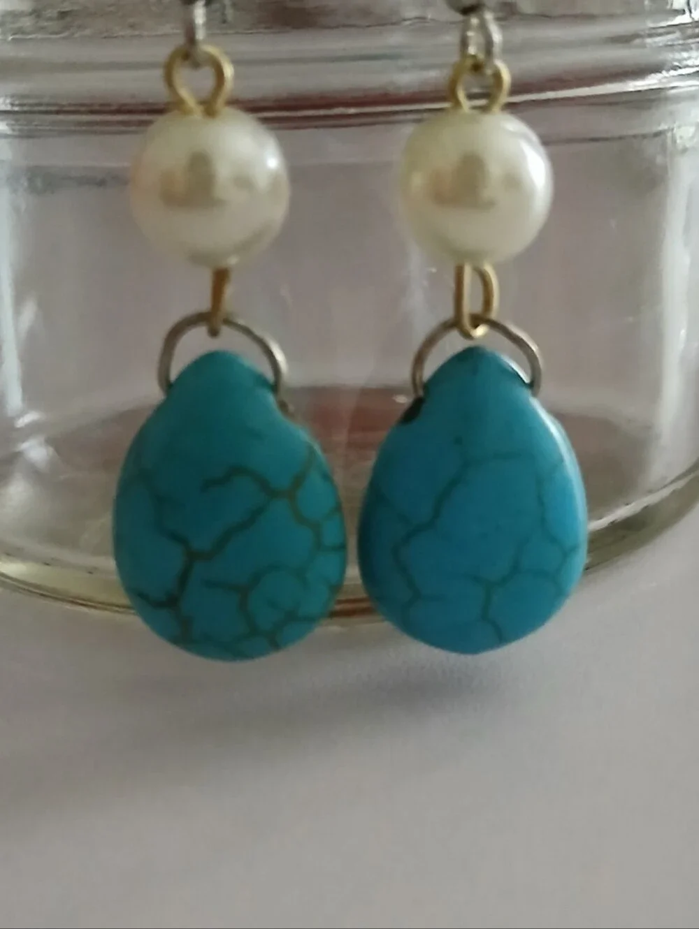 8 Pearl and Turquoise Teardrop Dangle Earrings - Unbranded